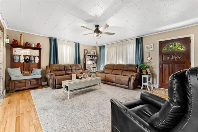 $319,900 | 631 Winston Way, West Union, SC 29696