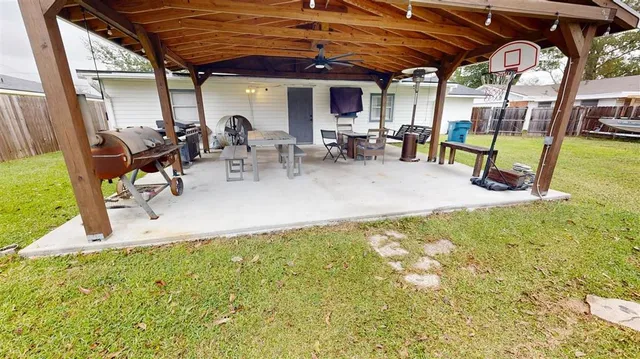 $179,900 | 735 Urban Street, Sulphur, LA 70663