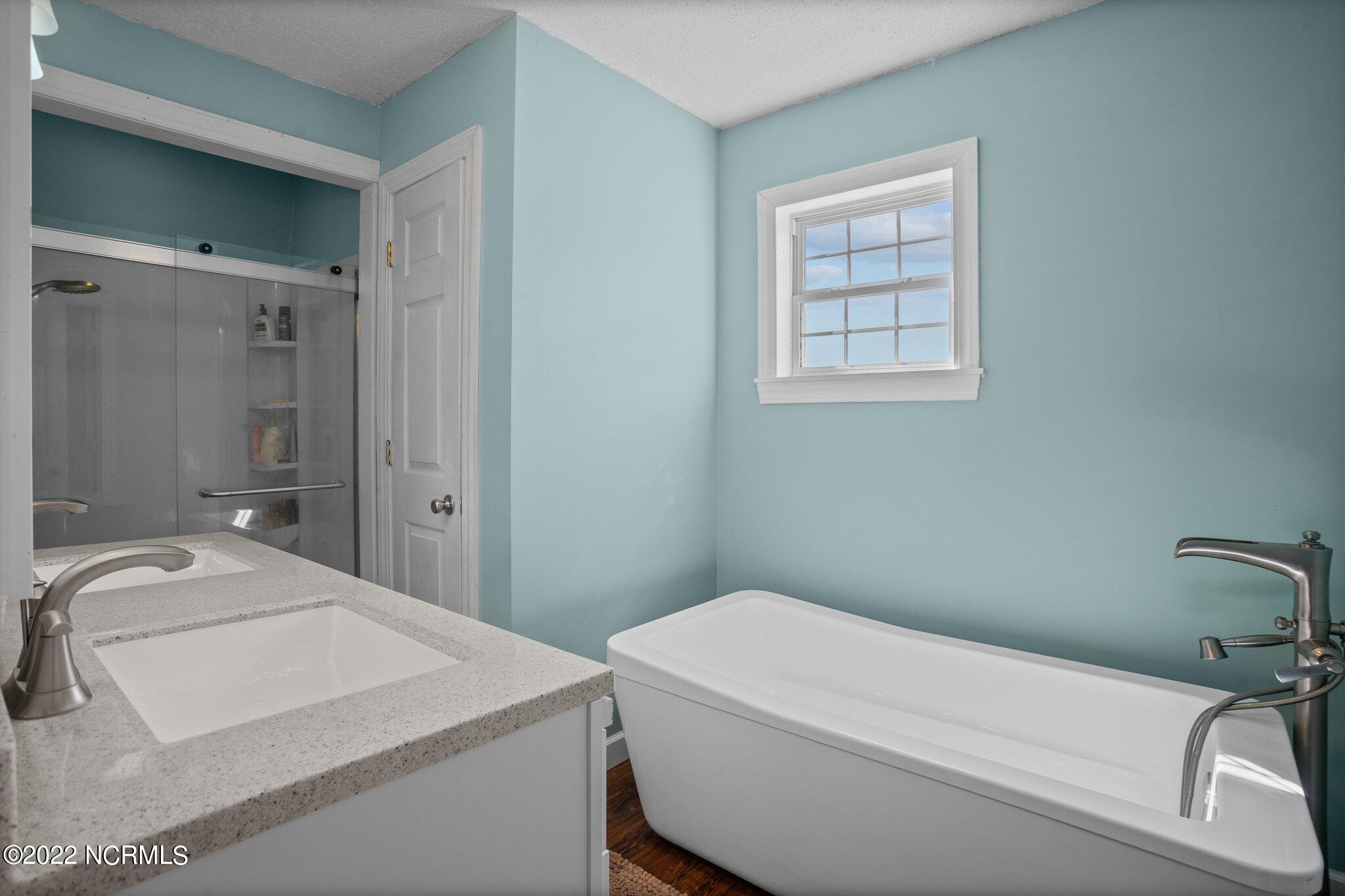 3032 Highway 50 Beulaville, NC 28518 - Photo 17 of 43 25-web-or-mls-DSC04291