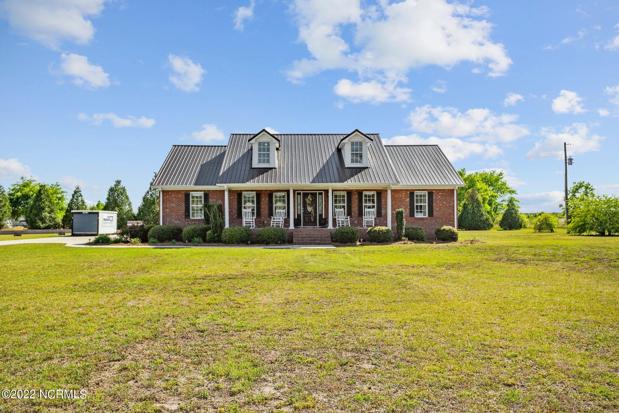 3032 Highway 50 Beulaville, NC 28518 - Photo 29 of 43 3-web-or-mls-DSC04421