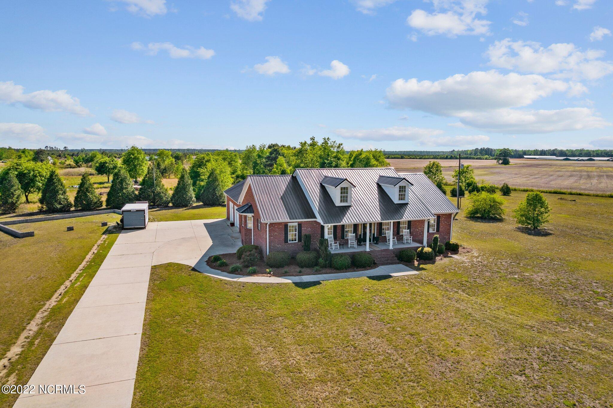 3032 Highway 50 Beulaville, NC 28518 - Photo 33 of 43 6-web-or-mls-DJI_0656