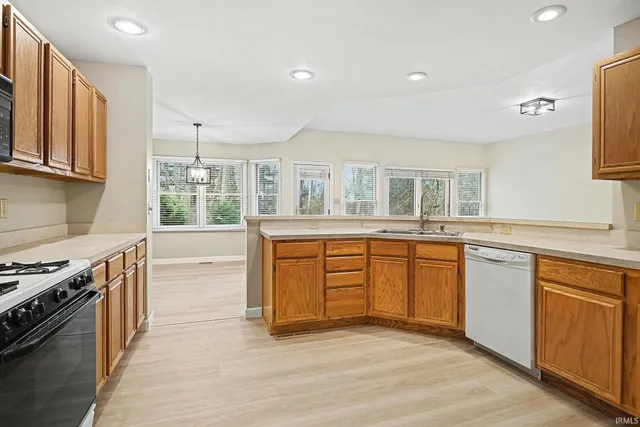 $339,900 | 1539 Stone Court, Elkhart, IN 46514