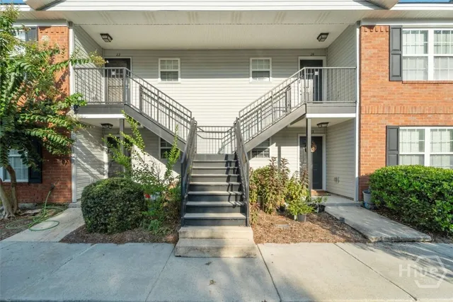 $200,000 | 310 Tibet Avenue, Unit 24, Savannah, GA 31406