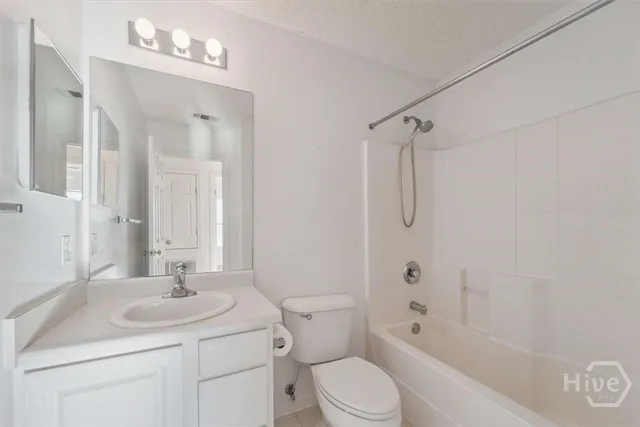 $200,000 | 310 Tibet Avenue, Unit 24, Savannah, GA 31406