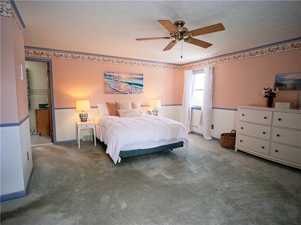 3 Freshfield Rise Perinton, NY 14450 - Photo 23 of 35 Main bedroom