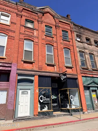$1,200 | 10 West Main Street, Fonda, NY 12068