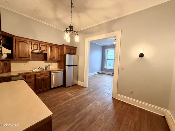 $1,050 | 10 West Main Street, Fonda, NY 12068