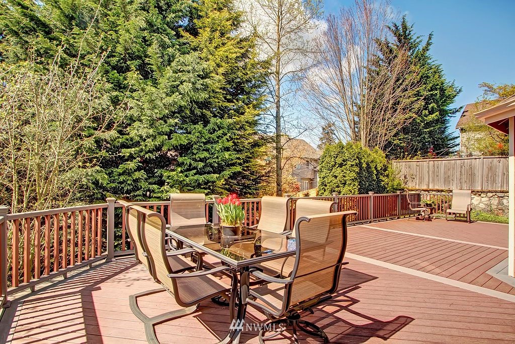 2501 Kennewick Place Northeast Renton, WA 98056 - Photo 17 of 18