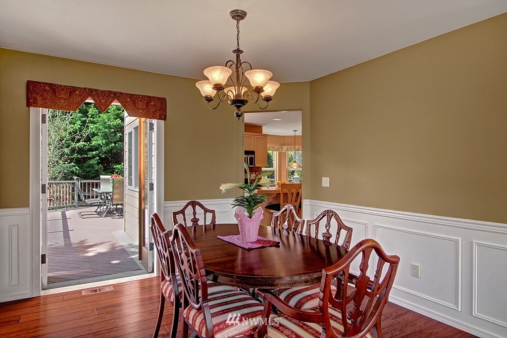 2501 Kennewick Place Northeast Renton, WA 98056 - Photo 3 of 18