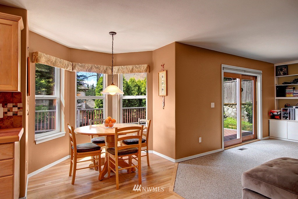 2501 Kennewick Place Northeast Renton, WA 98056 - Photo 7 of 18