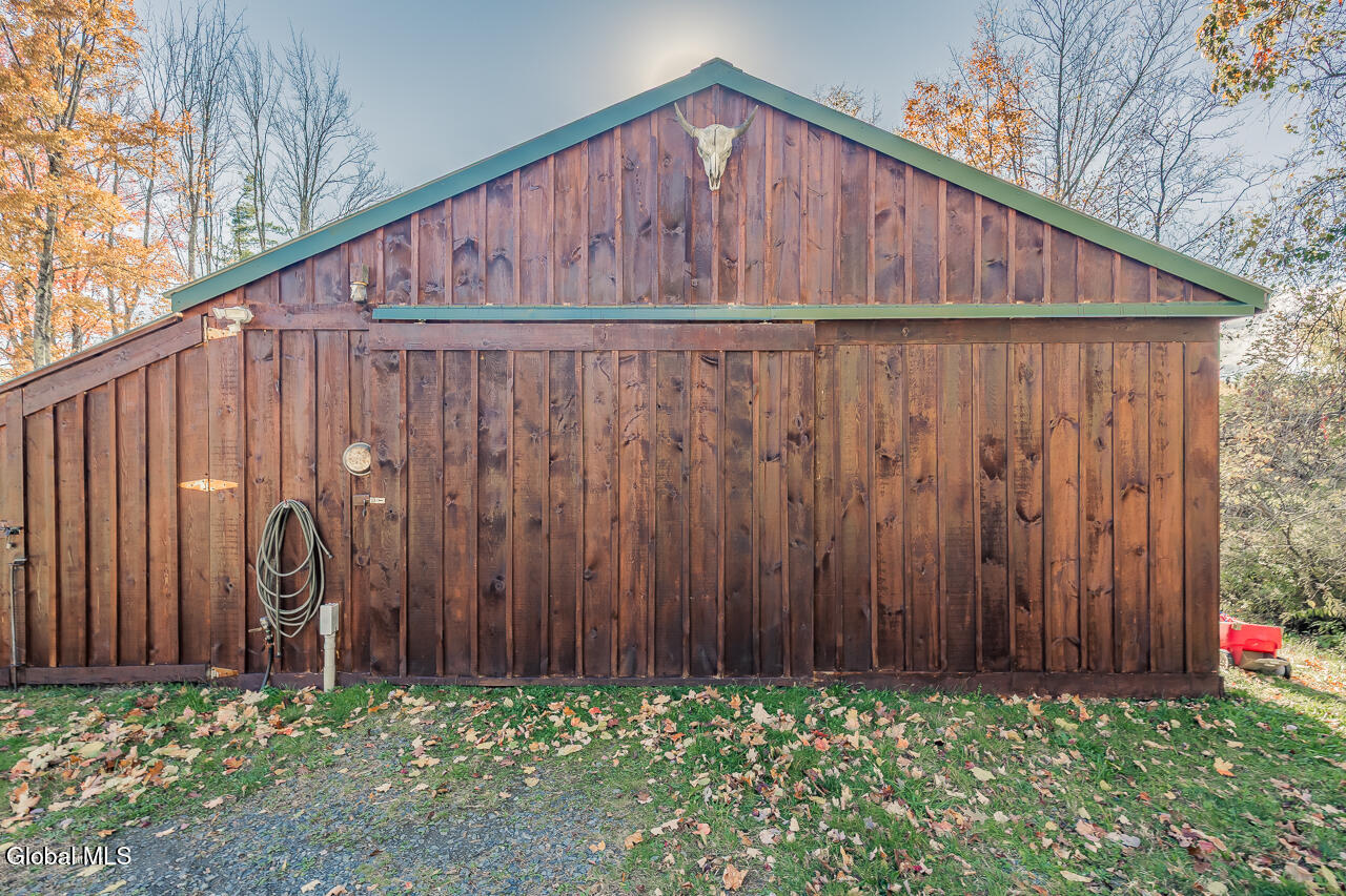 1302 County Highway 107 Perth, NY 12070 - Photo 2 of 72 MLS-10