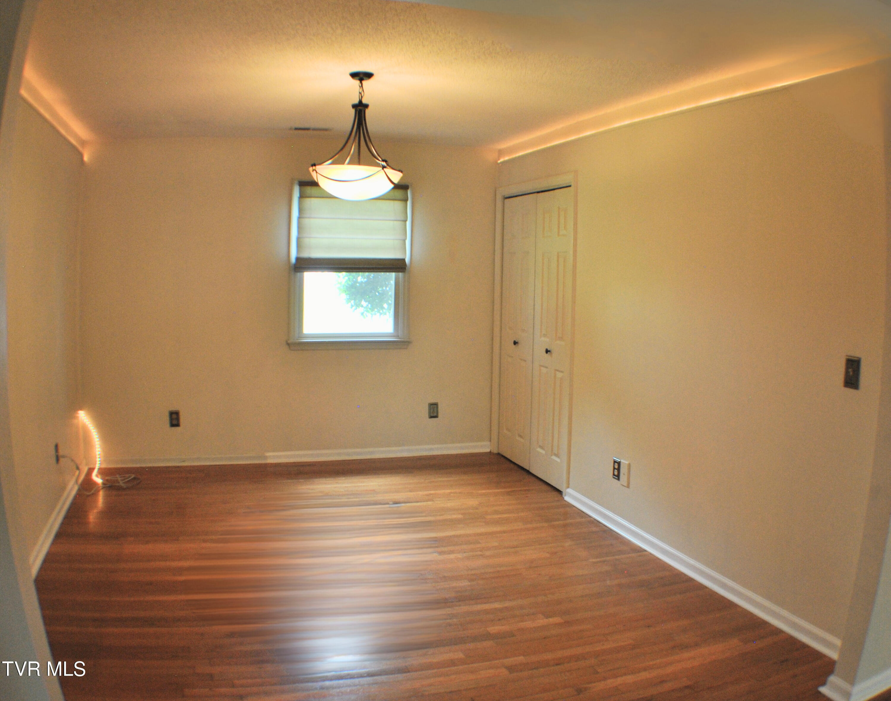 2700 Indian Ridge Road, Unit 23 Johnson City, TN 37604 - Photo 14 of 31 Dining/Flex Room
