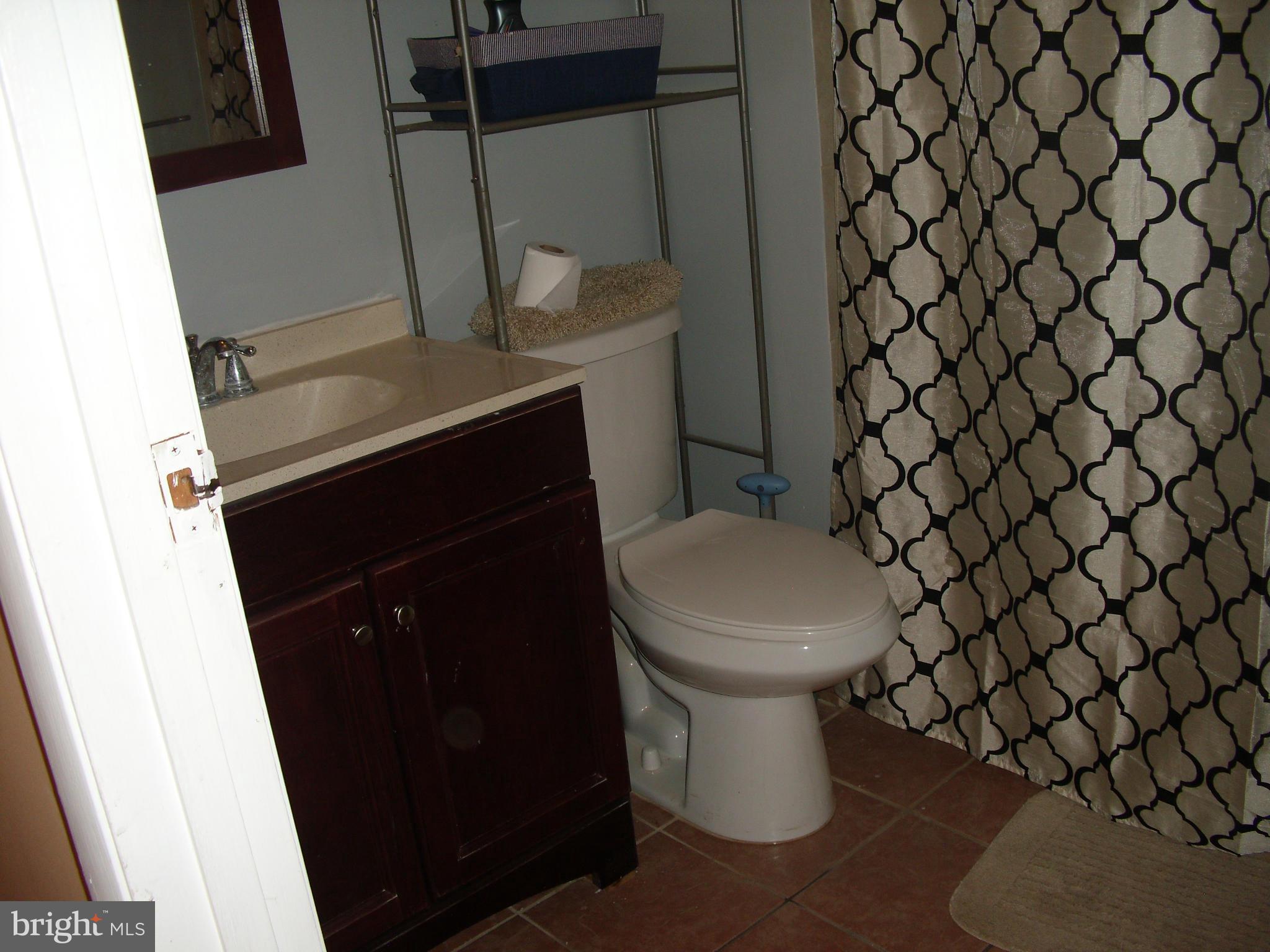 6410 Cipriano Road Lanham, MD 20706 - Photo 10 of 10 Bath