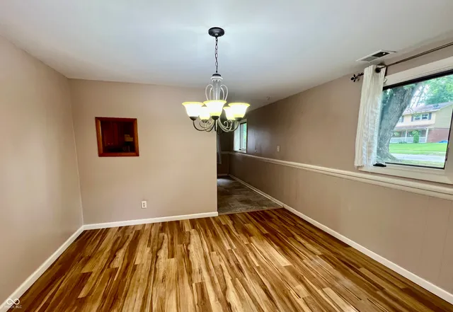 $197,000 | 3023 Fairlawn Drive, Columbus, IN 47203