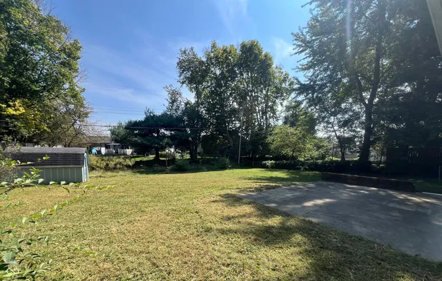 $197,000 | 3023 Fairlawn Drive, Columbus, IN 47203