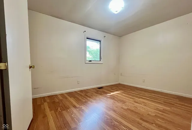 $197,000 | 3023 Fairlawn Drive, Columbus, IN 47203