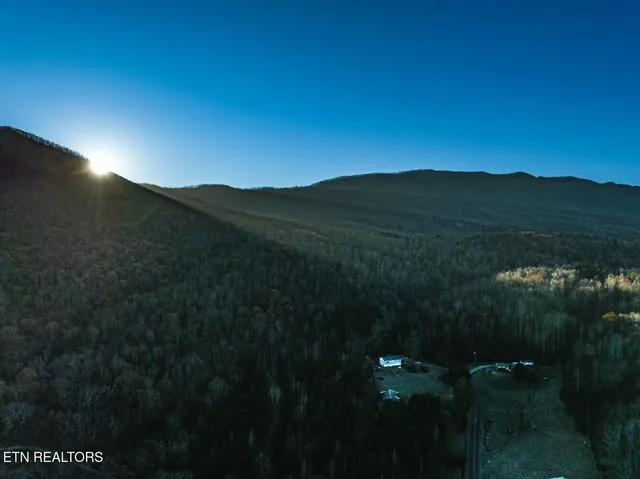 $21,000,000 | Seay Lane, Dandridge, TN 37725