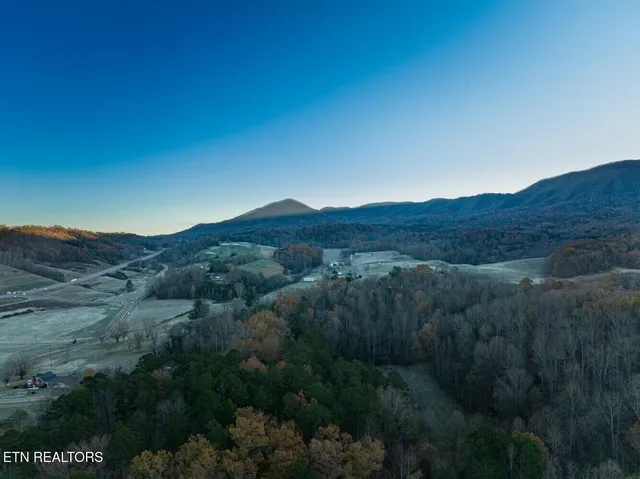 $21,000,000 | Seay Lane, Dandridge, TN 37725