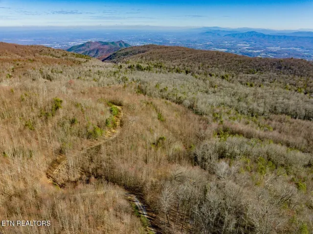 $21,000,000 | Seay Lane, Dandridge, TN 37725