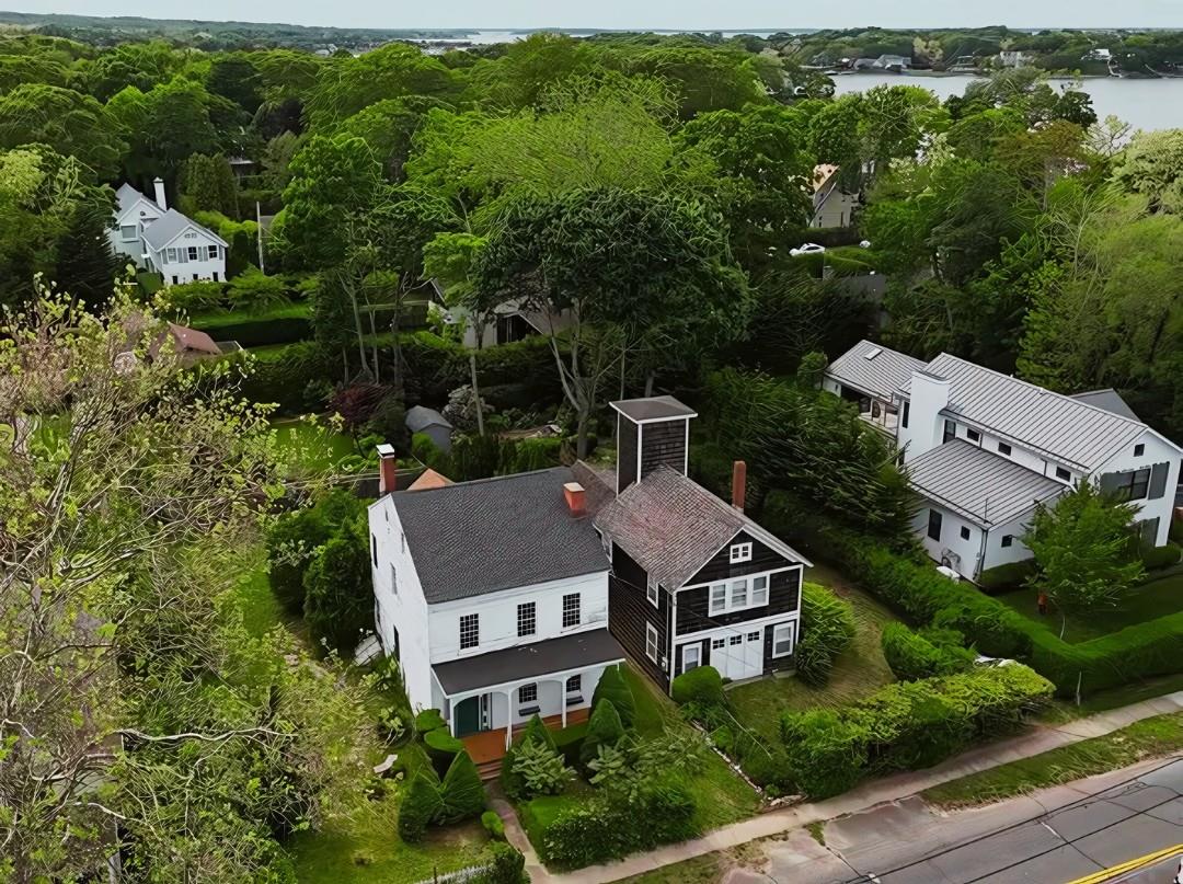 352 Main Street Sag Harbor, NY 11963 - Photo 5 of 7 an aerial view of a house