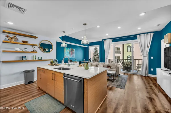 $550,000 | 240 North Water Street, Unit 1255, Wilmington, NC 28401
