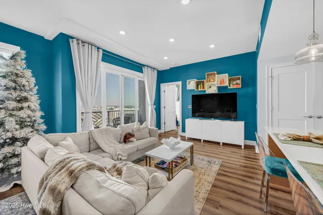 $568,500 | 240 North Water Street, Unit 1255, Wilmington, NC 28401