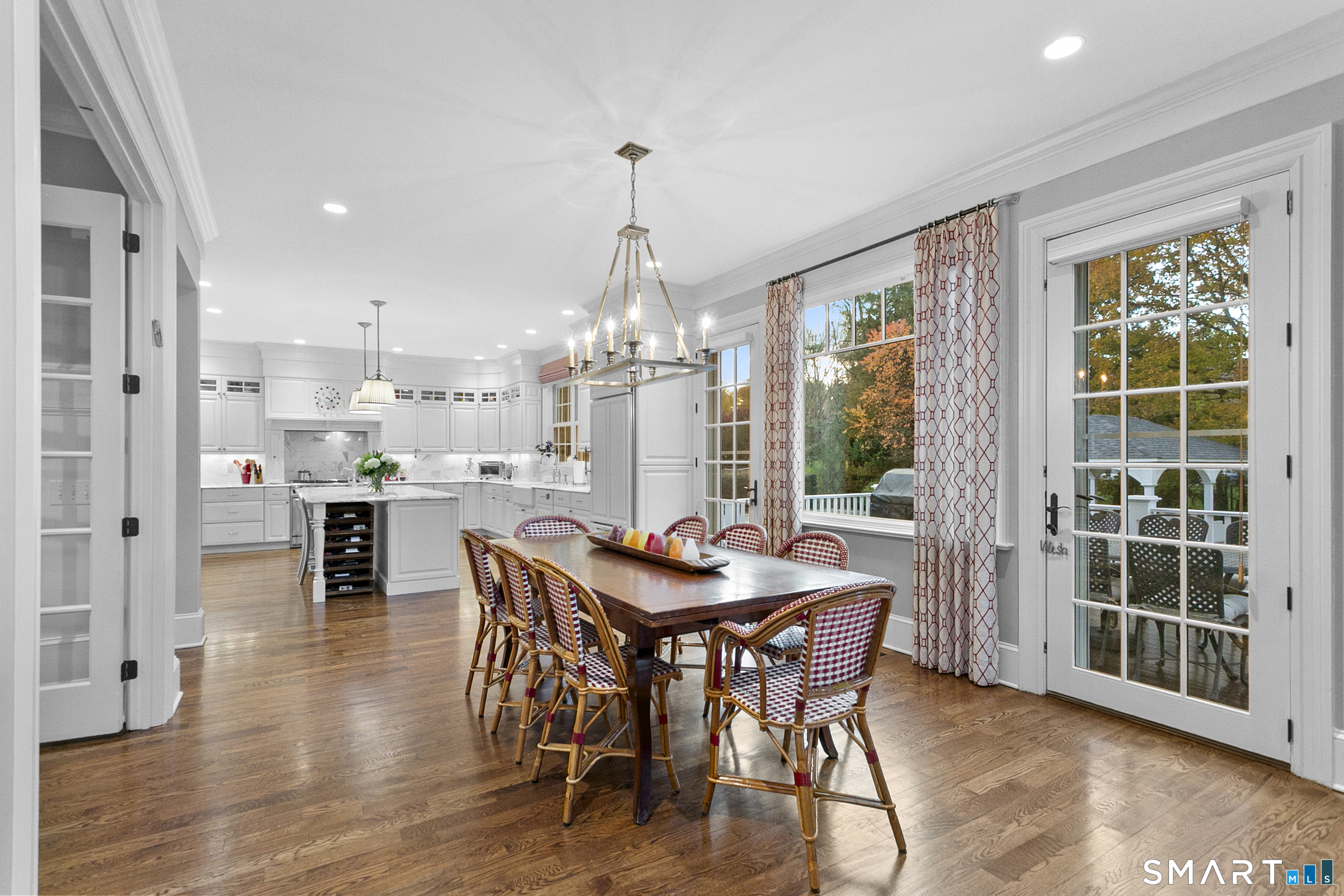 13 Rockyfield Road Westport, CT 06880 - Photo 12 of 37