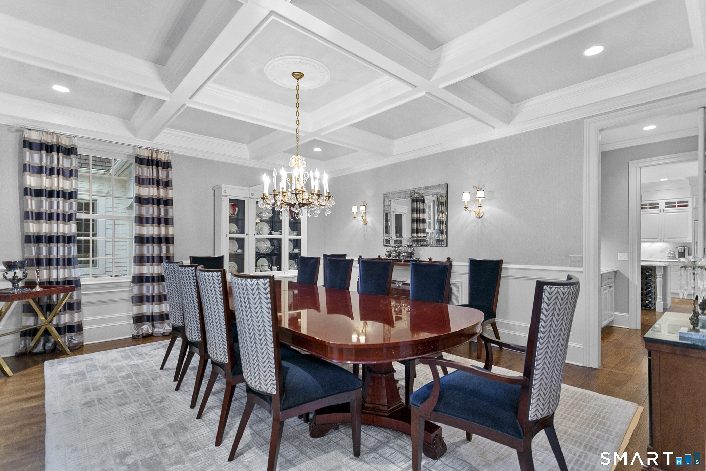 13 Rockyfield Road Westport, CT 06880 - Photo 7 of 37