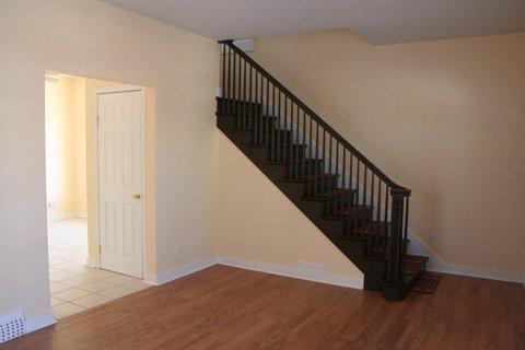 481 Addison Street Elgin, IL 60120 - Photo 8 of 16 Gallery Image 8