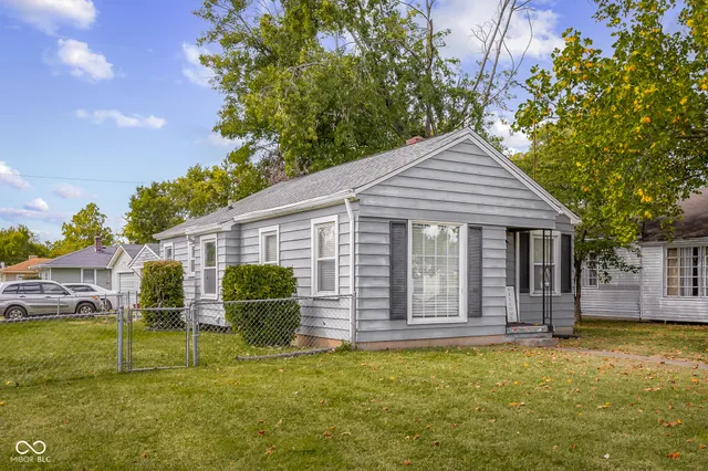 $179,900 | 1302 Court Street, Columbus, IN 47201