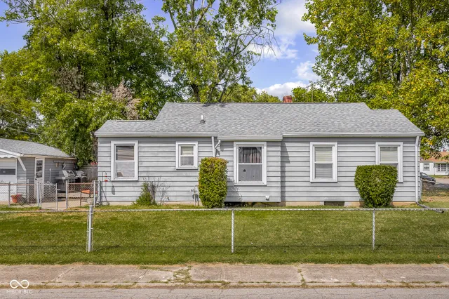 $179,900 | 1302 Court Street, Columbus, IN 47201