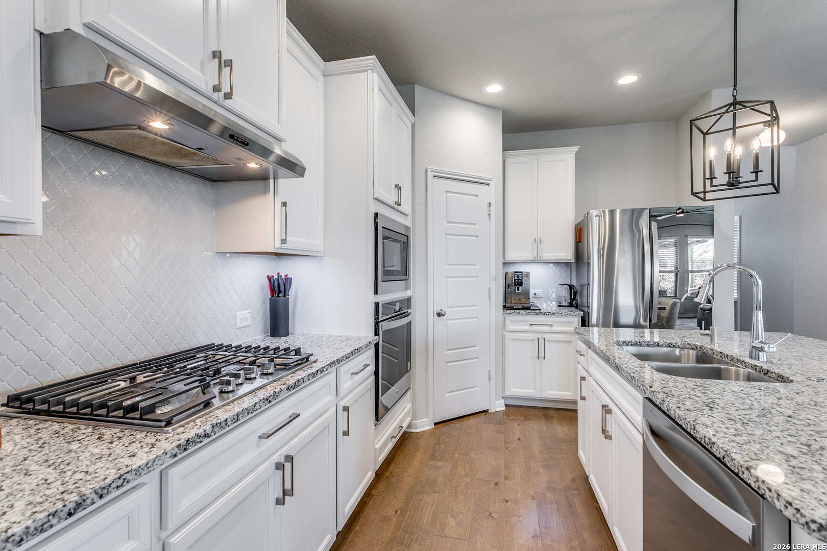 664 Colt Trail Schertz, TX 78154 - Photo 8 of 35