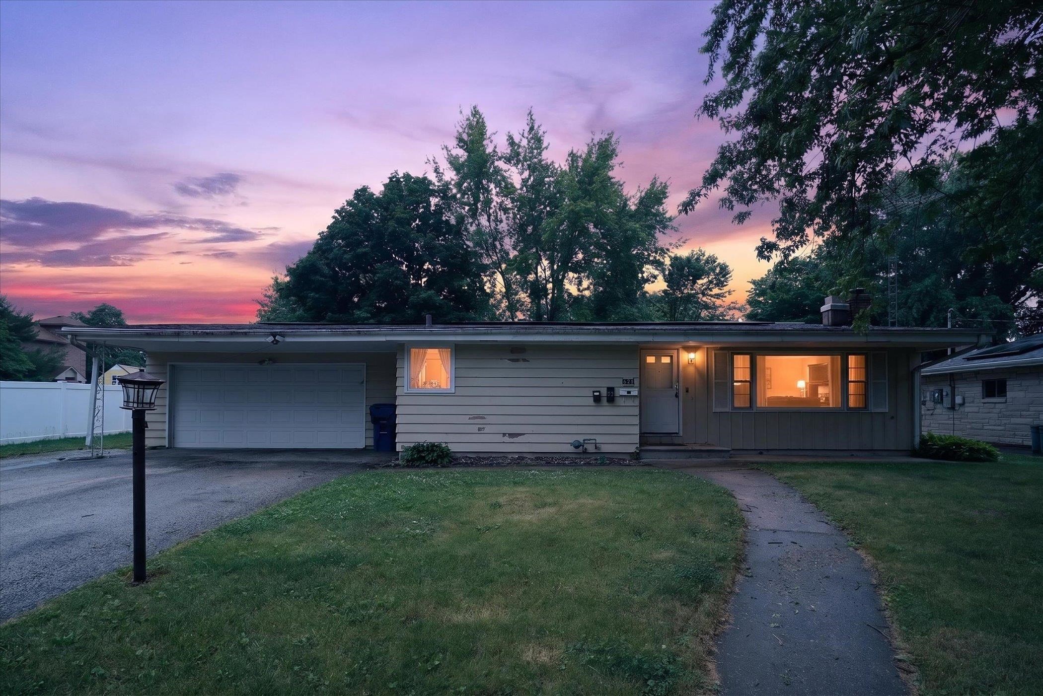 628 High Terrace DeKalb, IL 60115 - Photo 1 of 22
