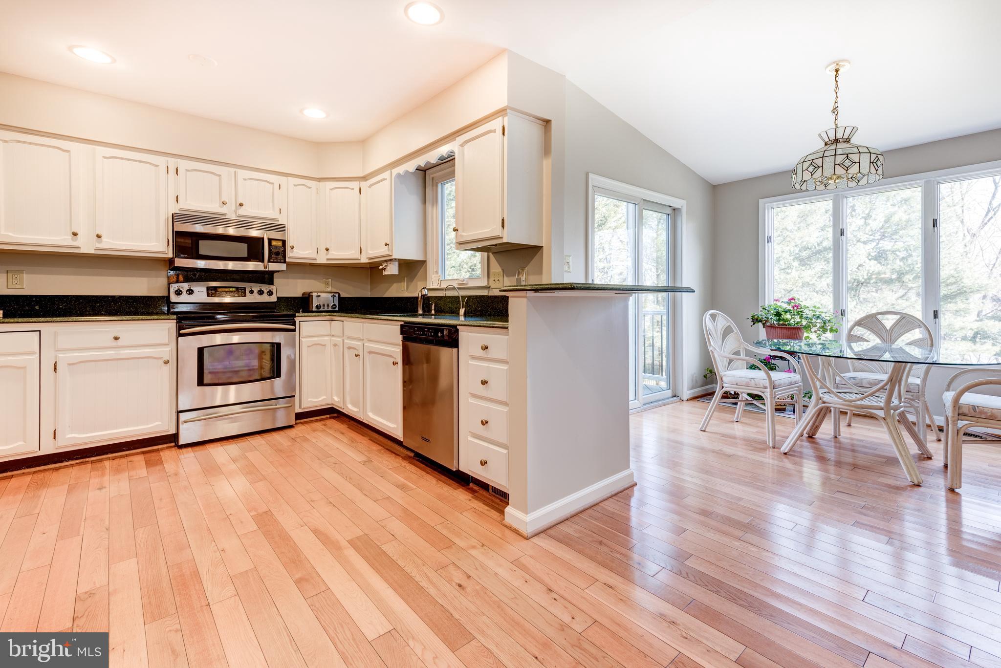 1231 Bishopsgate Way Reston, VA 20194 - Photo 14 of 79