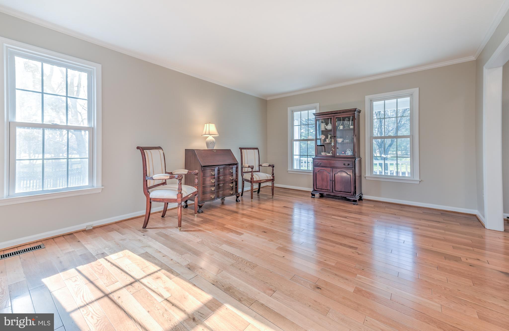 1231 Bishopsgate Way Reston, VA 20194 - Photo 8 of 79