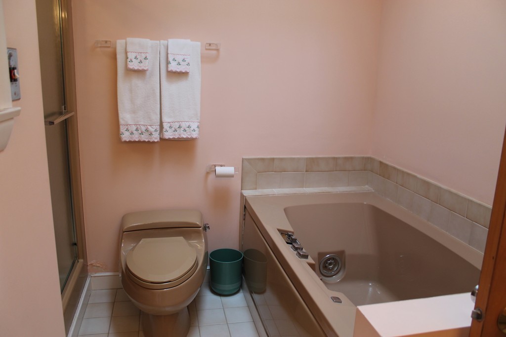 7 MacIntosh Road Bedford, MA 01730 - Photo 23 of 30