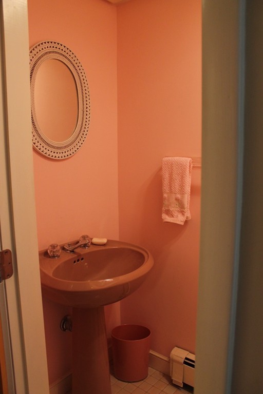 7 MacIntosh Road Bedford, MA 01730 - Photo 27 of 30