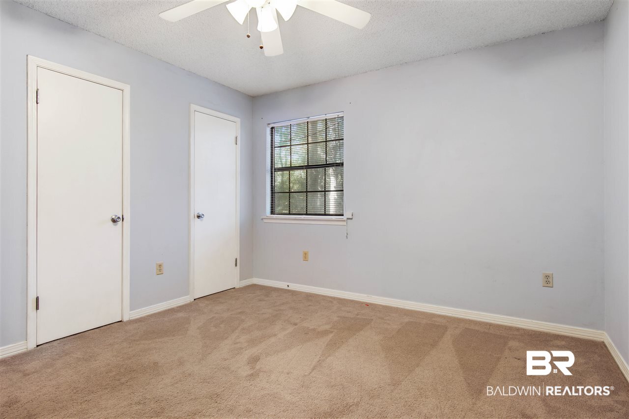 954 Dickenson Avenue Mobile, AL 36609 - Photo 20 of 26