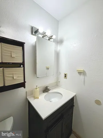 $495,000 | 114 Burnam Wood Drive, Mount Laurel, NJ 08054