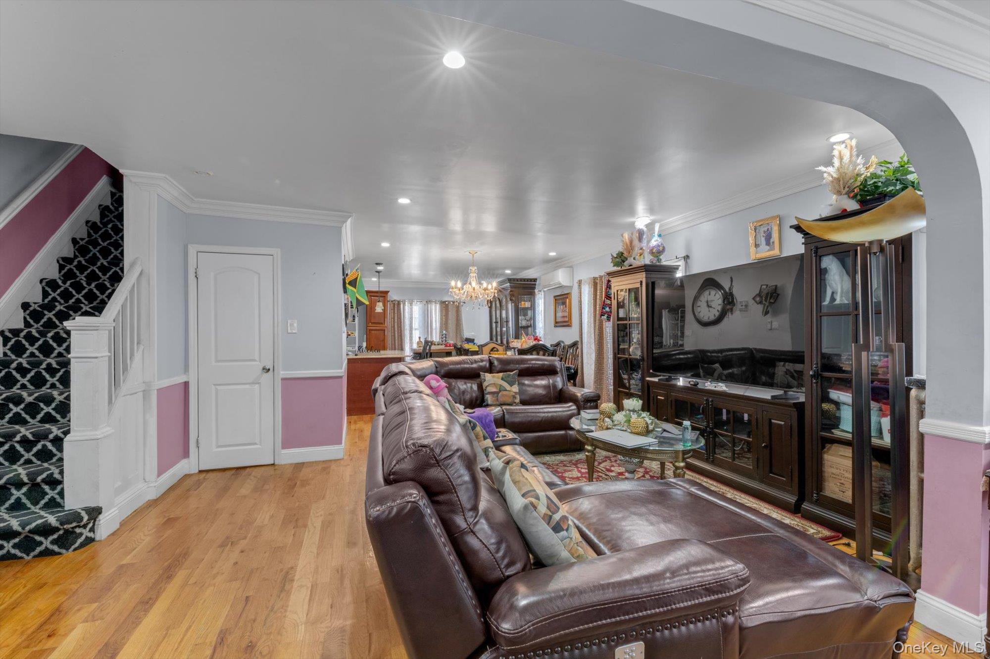191-49 115th Road Queens, NY 11412 - Photo 2 of 19