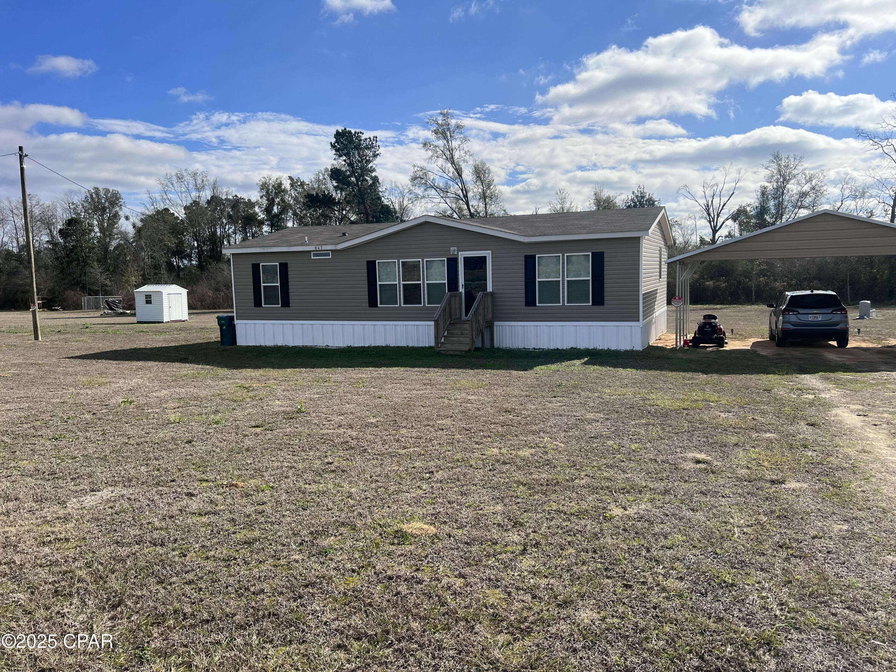 847 Tri County Road Graceville, FL 32440 - Photo 1 of 11
