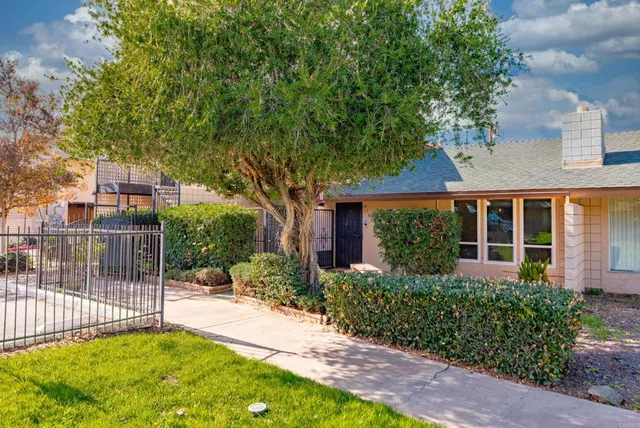 $470,000 | 514 Shady Lane, Unit C, El Cajon, CA 92021