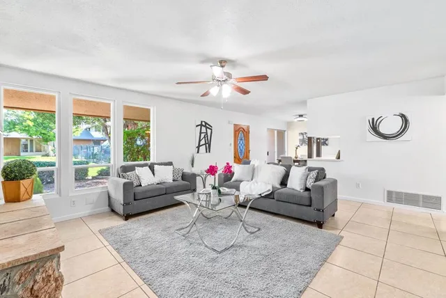 $470,000 | 514 Shady Lane, Unit C, El Cajon, CA 92021