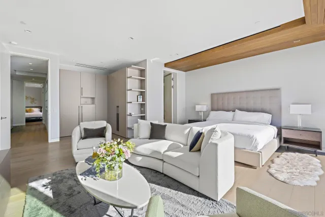 a view of entryway and hall