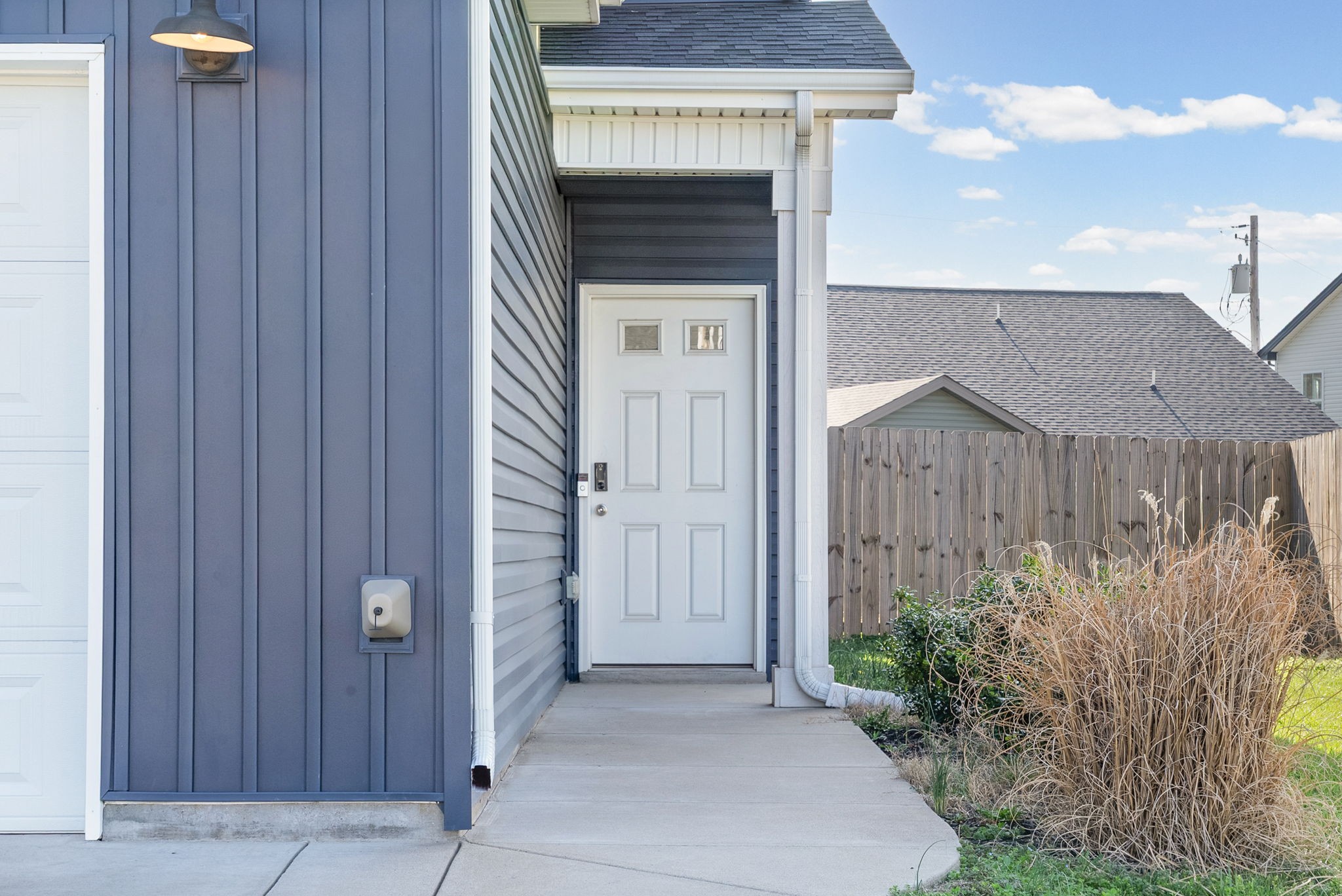 206 Copeland Road Clarksville, TN 37042 - Photo 3 of 26