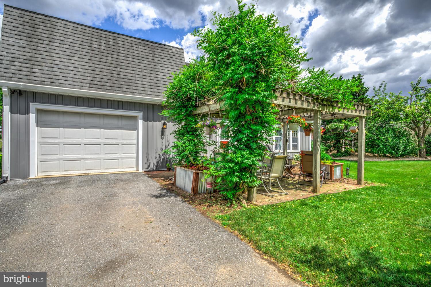 181 Longenecker Avenue Marietta, PA 17547 - Photo 13 of 49