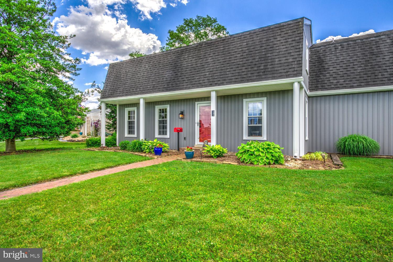 181 Longenecker Avenue Marietta, PA 17547 - Photo 3 of 49