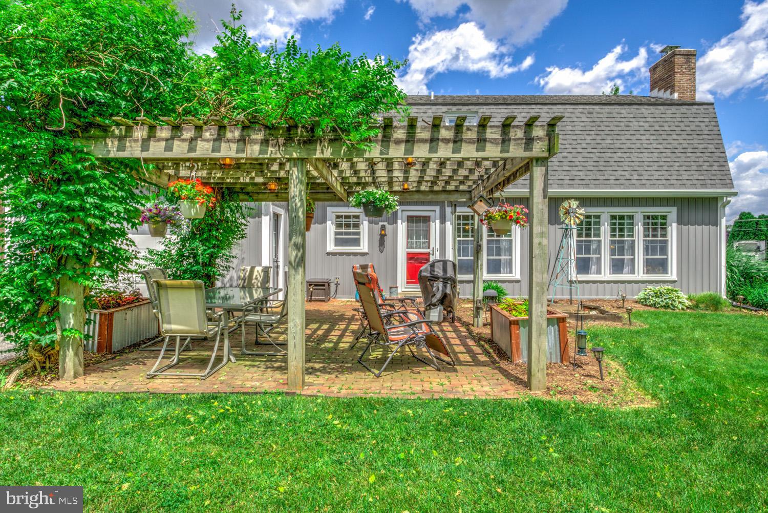 181 Longenecker Avenue Marietta, PA 17547 - Photo 7 of 49