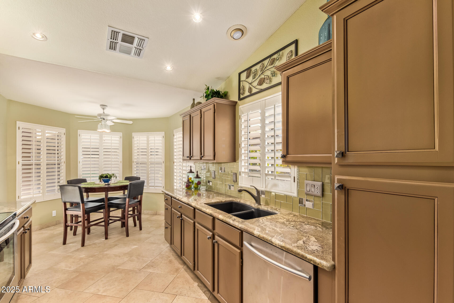 9064 West Marco Polo Road Peoria, AZ 85382 - Photo 12 of 42 20-Marco Polo