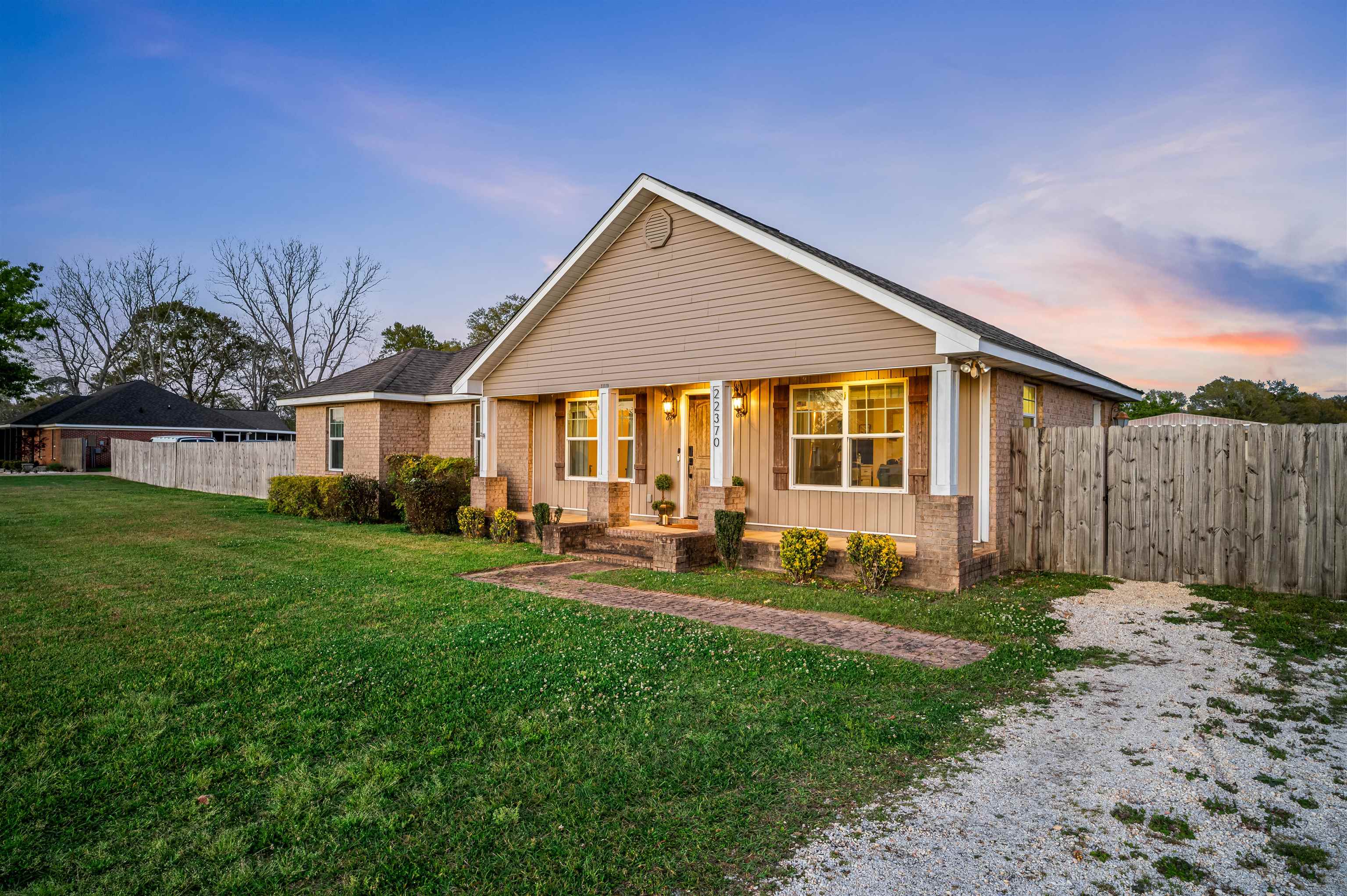 22370 Buck Road Robertsdale, AL 36567 - Photo 2 of 31 Front Of Structure